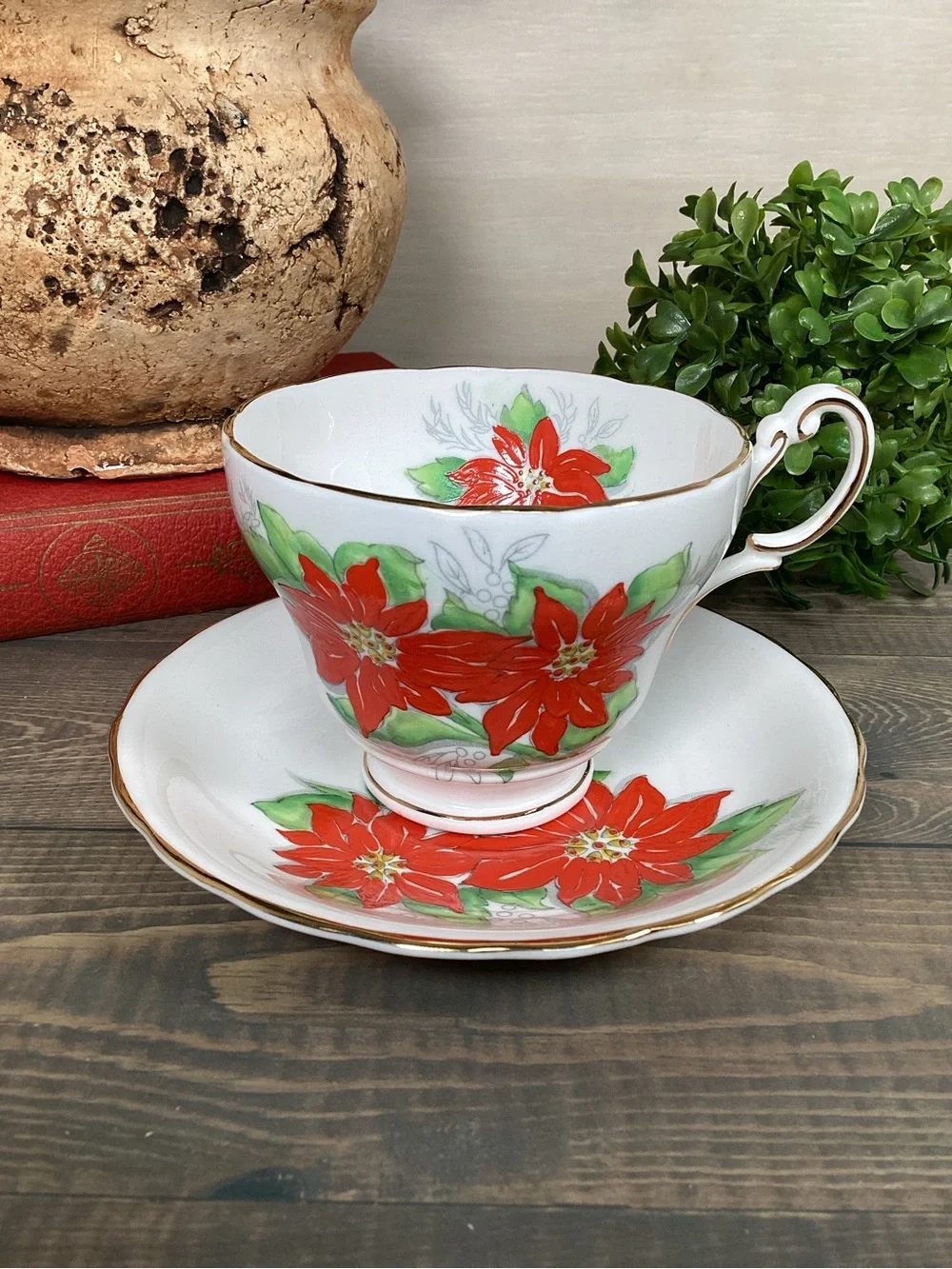 Vintage Victoria C & E Bone China England Tea Cup And Saucer Poinsettia